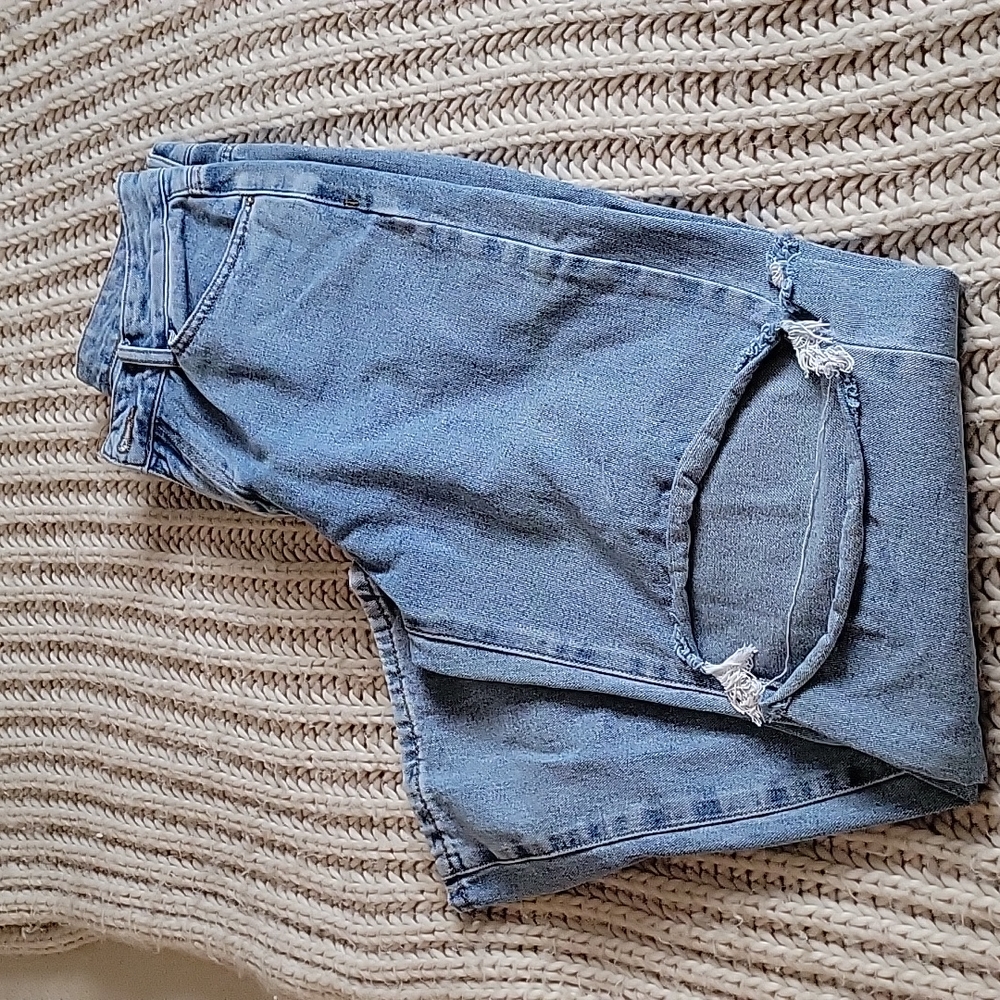 Ripped jeans